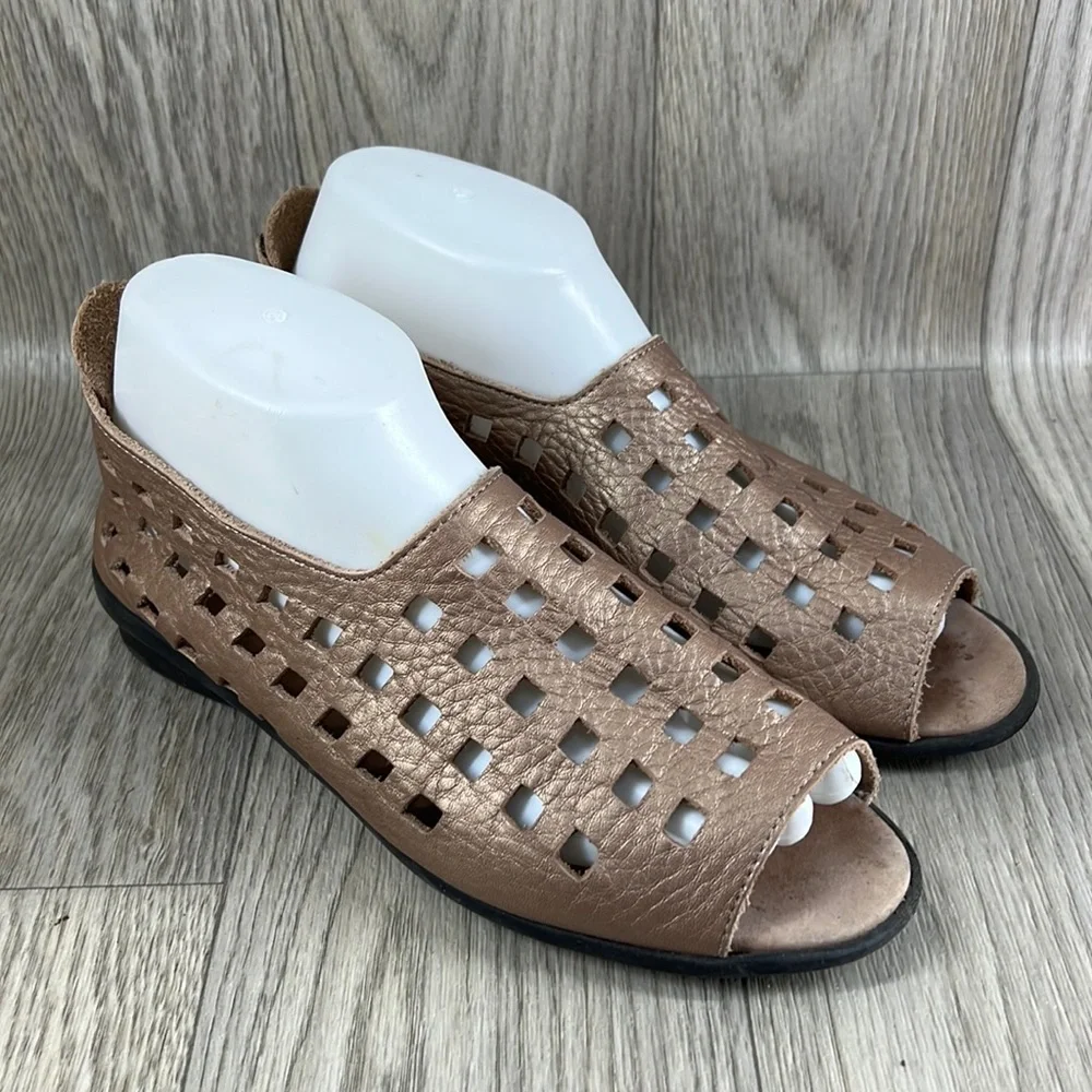ARCHE Drick Moon Rose Metallic Gold Flats